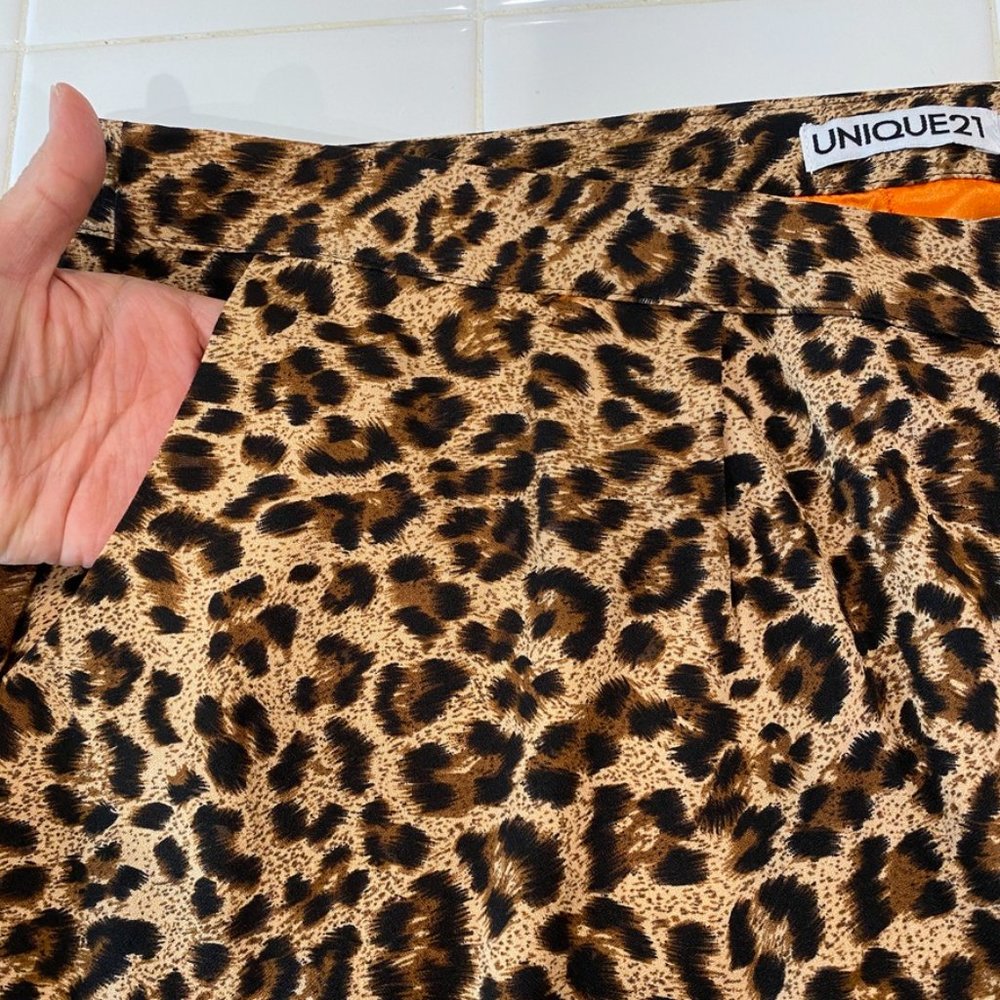 UNIQUE 21 leopard print lined pants Size 18 EUC